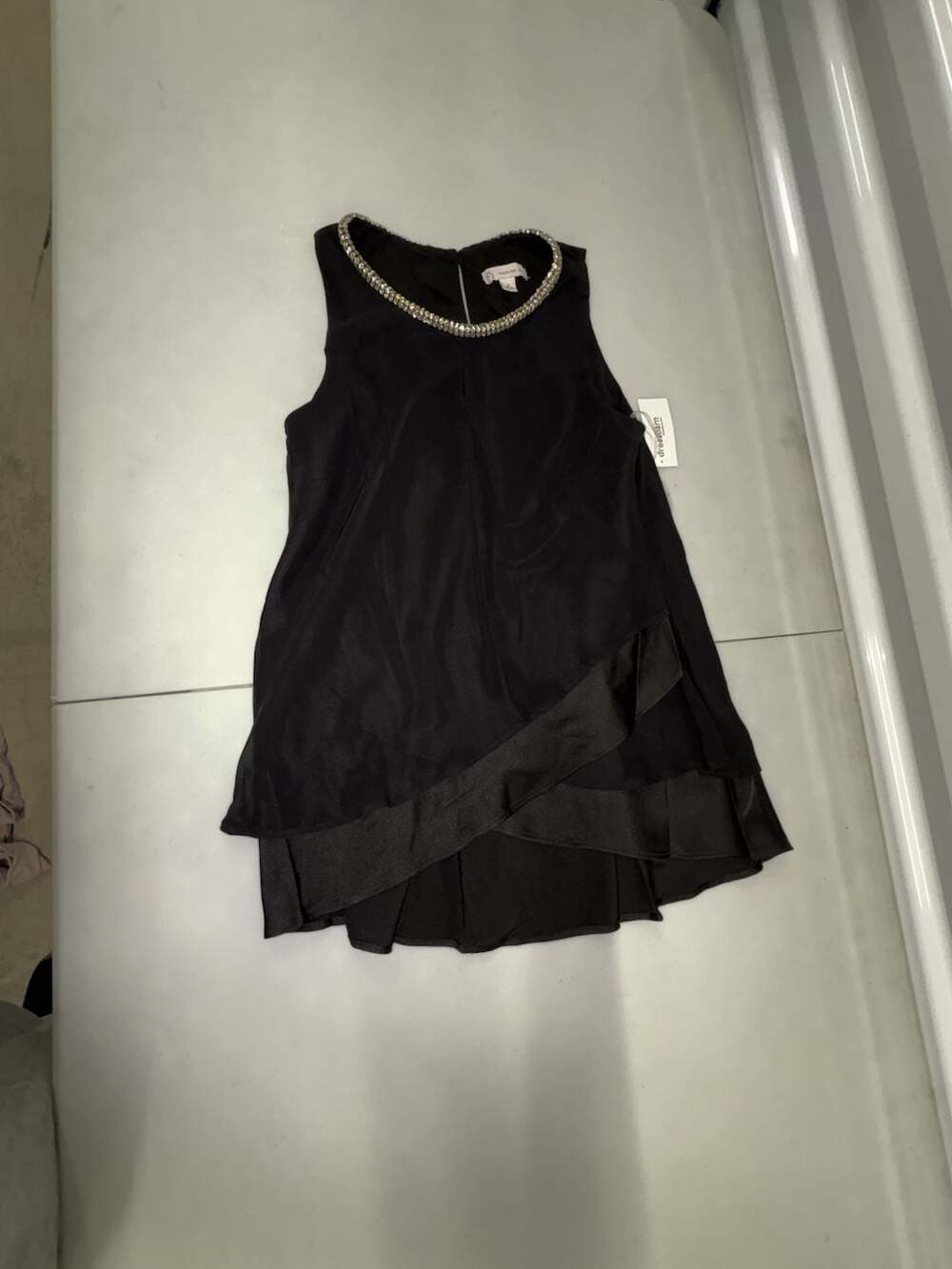 dressbarn Sleeveless Layered Chiffon Beaded Neck Blouse Top